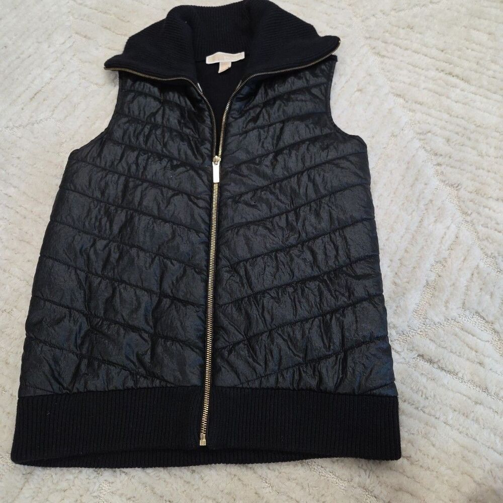 Woman’s Black MEDIUM  Puffer Vest Michael Kors Full Zip B21
